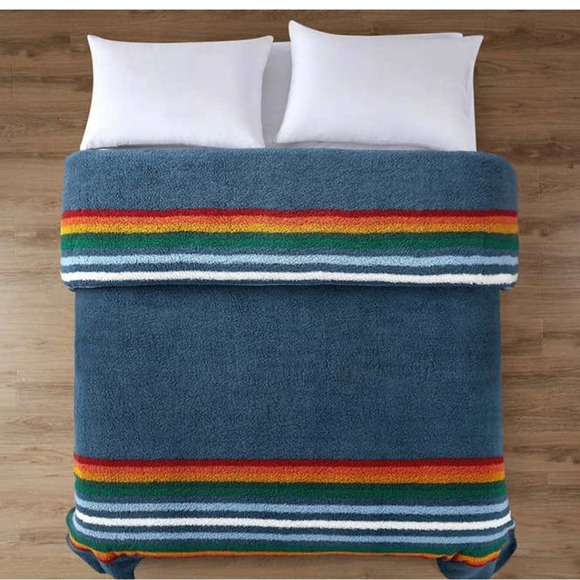 Pendleton Sherpa Fleece Blanket Bedding Bedroom Throw size Queen - Picture 2 of 6